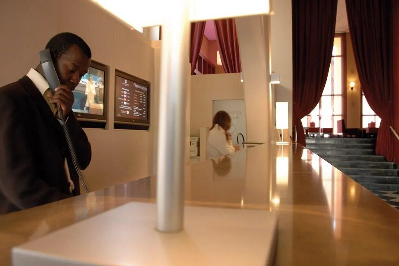 Aquabella Hotel & Spa Aix-en-Provence 4*,